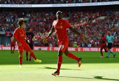 Mané marcou o primeiro gol da goleada sobre o Barcelona (Foto: Reprodução / Twitter)