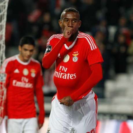 Após um animador começo, Talisca não teve muitas oportunidades em 15/16 (Foto: Divulgação / Benfica) Após um animador começo, Talisca não teve muitas oportunidades em 15/16 (Foto: Divulgação / Benfica)