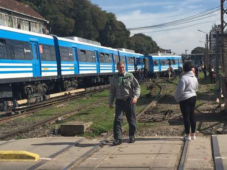 Descarriló una formación del tren Sarmiento en Liniers: 18 heridos