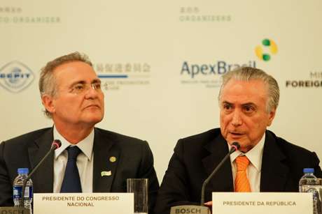 O presidente Michel Temer disse hoje (2), em viagem à China, não ver risco de contradições entre seu discurso de reunificação e repacificação nacional, e as manifestações que têm ocorrido em algumas localidades do País, feitas contra seu governo.