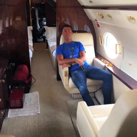 Cristiano Ronaldo tem avião particular desde 2015 (Foto: Reprodução / Instagram)