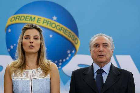 https://p2.trrsf.com/image/fget/cf/460/0/images.terra.com/2016/10/05/michel-e-marcela-temer-lancamento-programa-crianca-felizbeto-baratapr.jpg