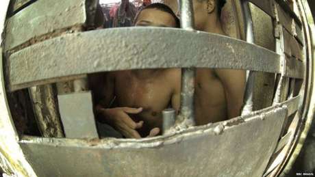 Fotos exclusivas mostram que alguns presos vivem em condições duras no presídio de Pedrinhas 
