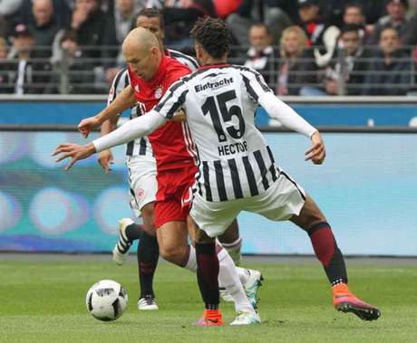 Robben fez o primeiro dos bávaros (Foto: Daniel Roland / AFP) Robben fez o primeiro dos bávaros (Foto: Daniel Roland / AFP)