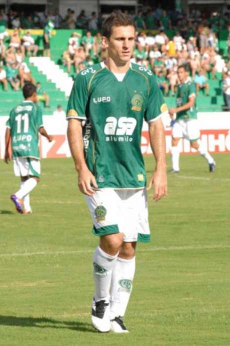 Fumagalli completará 250 jogos com a camisa do Bugre neste domingo, contra o ABC-RN (foto: Ari Ferreira) Fumagalli completará 250 jogos com a camisa do Bugre neste domingo, contra o ABC-RN (foto: Ari Ferreira)