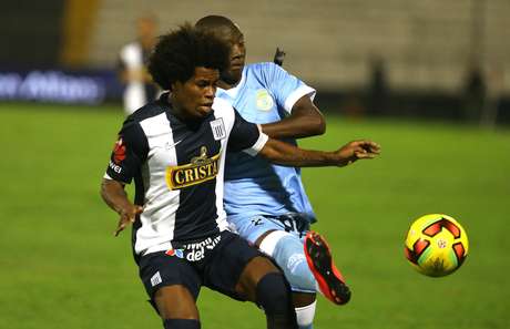 Julio Landauri suma 3 goles y 1 asistencia esta temporada con Alianza Lima.