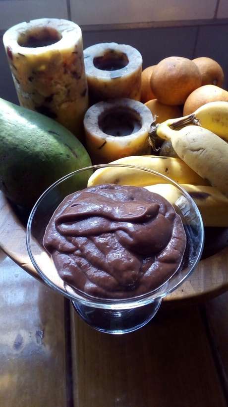 Receita de Falsa mousse de chocolate com abacate e banana Receita de Falsa mousse de chocolate com abacate e banana