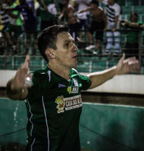 Herói, Fumagalli fez três gols e deu uma assistência na virada história sobre o ABC (foto: Luciano Claudino/Codigo19) Herói, Fumagalli fez três gols e deu uma assistência na virada história sobre o ABC (foto: Luciano Claudino/Codigo19)
