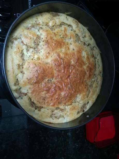 Receita de Torta de atum cremosa. Enviada por Day Morelli e demora apenas 30 minutos.