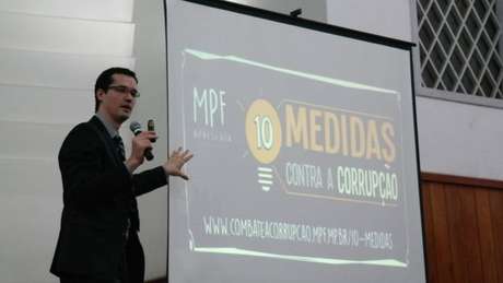 Ministério Público Federal apresentou projeto de medidas contra a corrupção para serem aprovadas no Congresso 