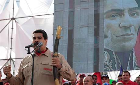 Nicolás Maduro durante discurso em manifestação na Venezuela