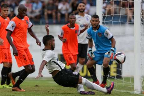 Marquinhos abriu o placar para o Corinthians (Foto: Rodrigo Gazzanel/Agência Corinthians) Marquinhos abriu o placar para o Corinthians (Foto: Rodrigo Gazzanel/Agência Corinthians)