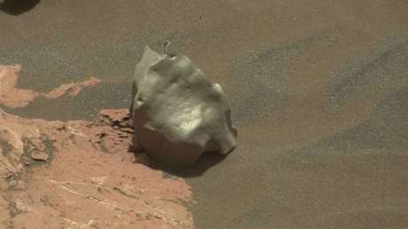 Objeto foi encontrado pelo robô Curiosity no último dia 12 