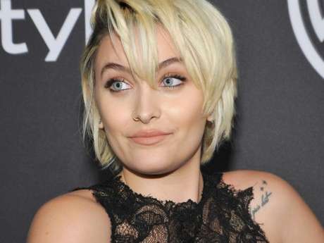 Getty Images / PurePeople Filha de Michael Jackson, Paris polemiza sobre morte do astro em entrevista a revista 'Rolling Stone' nesta terça-feira, dia 24 de janeiro de 2017