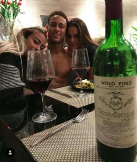 Reprodução/ Instagram / LANCE! Neymar, Rafaella e Bruna Marquezine