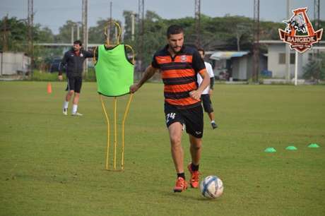 João Paulo está no clube tailandês há um mês (Foto: Divulgação)