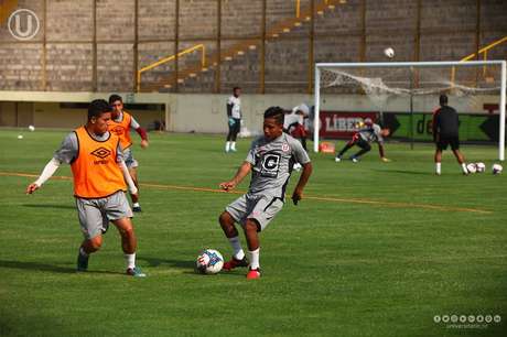 Facebook Universitario Raúl Tito ha llamado la atención en los 67 minutos que ha tenido en el Torneo de Verano
