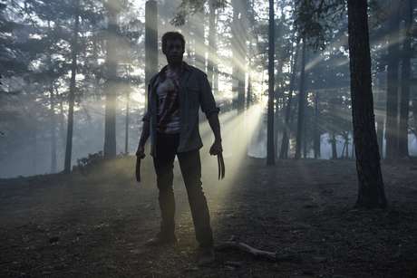 Esta imagen difundida por 20th Century Fox muestra a Hugh Jackman en el papel de Lobezno (Wolverine) en la cinta "Logan". "Logan", película derivada de los "X-Men", recaudó 85,3 millones de dólares en taquilla el fin de semana del 4 de marzo del 2017, sobrepasando expectativas y ubicándose entre los debuts con mejores recaudaciones en un mes de marzo.
