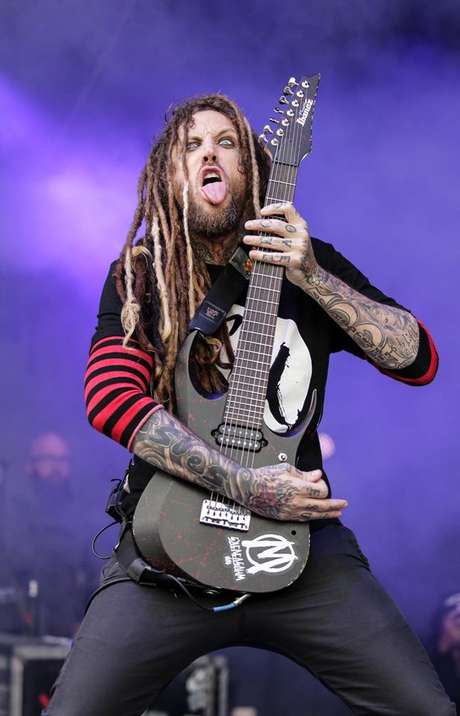 Brian "Head" Welch, guitarrista do Korn, que saiu da banda em 2005 e voltou em 2012. Brian "Head" Welch, guitarrista do Korn, que saiu da banda em 2005 e voltou em 2012.
