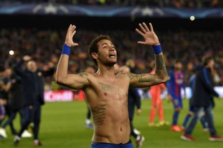 Neymar tem vínculo com o Barça até junho de 2021 (Foto: LLUIS GENE / AFP) Neymar tem vínculo com o Barça até junho de 2021 (Foto: LLUIS GENE / AFP)