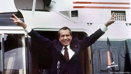 Deutsche Welle Nixon após a renúncia, em 1974: único meio de escapar do impeachment