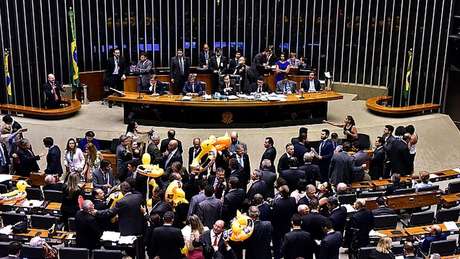 Divulgação / BBCBrasil.com Projeto foi aprovado em meio a protestos na Câmara