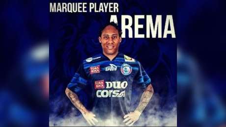 Internet Desde su debut en el 2005, Juan Pablo Pino ha jugado por Independiente Medellín de Colombia, Mónaco y Bastia de Francis, Charleroi de Bélgica, Galatasaray de Turquía, Al-Nassr de Arabia Saudita, Olympiacos de Grecia, Universitario y Arema de Indonesia.