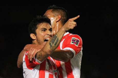 Necaxa gana a Veracruz y asegura la permanencia