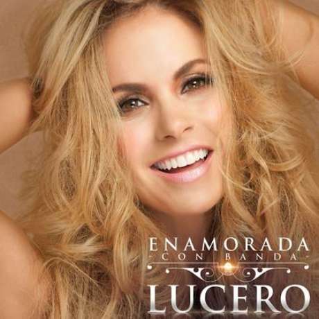 Fonovisa Records La portada del nuevo disco de Lucero, 'Enamorada con Banda'.