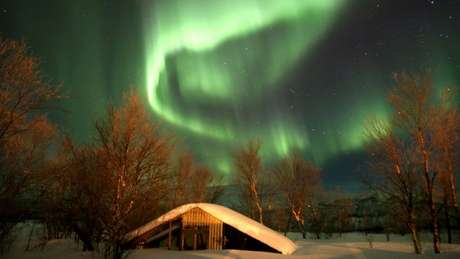 O grupo de cientistas amadores costuma compartilhar fotos de auroras boreais no Facebook