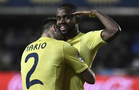 Bakambu foi o destaque do Villarreal nesta sexta-feira (Foto: Jose Jordan / AFP)