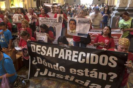 Diante das limitações das autoridades, foram criados diversos grupos de familiares de desaparecidos no México