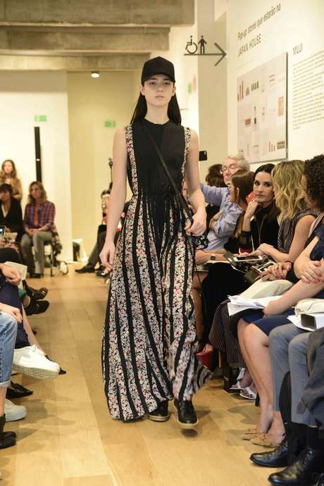 Desfile de Reinaldo Lourenço Desfile de Reinaldo Lourenço