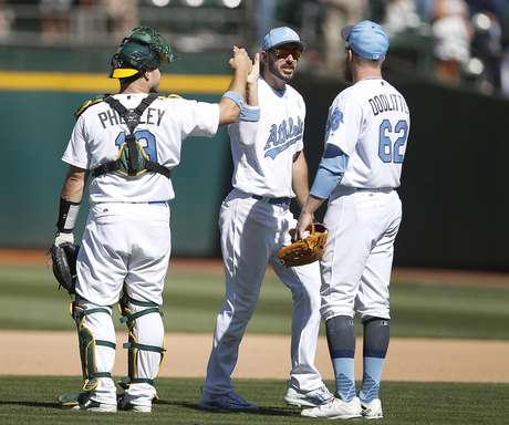 Con jonrón de Davis, A's completan barrida ante Yanquis Con jonrón de Davis, A's completan barrida ante Yanquis