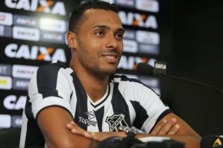 LANCE! Elton registra BO contra Cuesta por injúria racial (Foto: CHRISTIAN ALEKSON/CEARASC.COM)