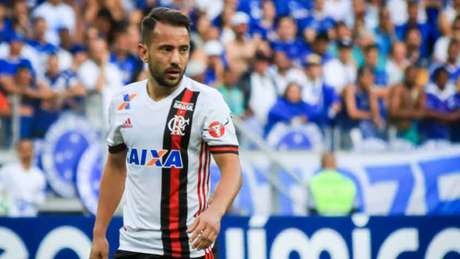 Camisa 7 reencontrou ex-clube no último domingo (Dudu Macedo / Fotoarena)