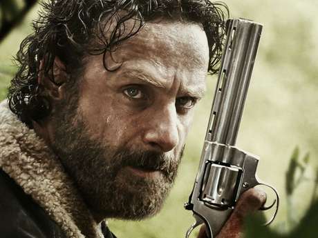 8ª temporada de "The Walking Dead" ganha data de lançamento!