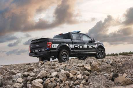 Ford revela a picape certificada para perseguição policial