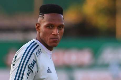 LANCE! Mina deve voltar a jogar só em novembro (Foto: Jales Valquer/Fotoarena/Lancepress!)