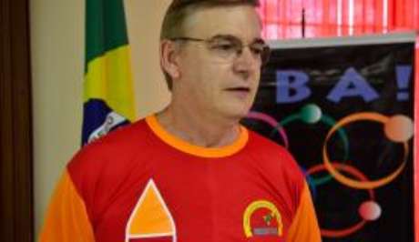 Professor João Canalle, coordenador da OBA Professor João Canalle, coordenador da OBA