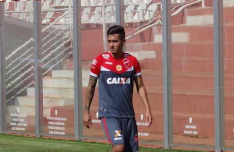 Marcelinho acertou contrato com o Vila Nova - Divulgação