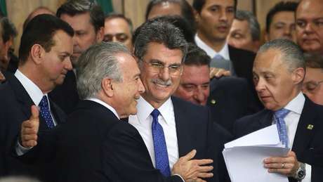 PMDB se reúne para decidir sobre fechamento de questão na reforma PMDB se reúne para decidir sobre fechamento de questão na reforma