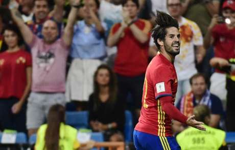Isco foi o grande nome da vitória da Espanha (Foto: Pierre-Philippe Marcou / AFP) Isco foi o grande nome da vitória da Espanha (Foto: Pierre-Philippe Marcou / AFP)