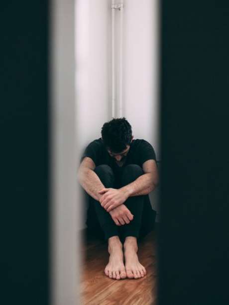 "Eu chorei, chorei e chorei e não pude chamar minha mãe", lembra jovem