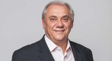 rezende foi um dos melhores repórteres investigativos da tvo apresentador participou de coberturas históricas e lançou o exitoso \u0027linha direta\u0027