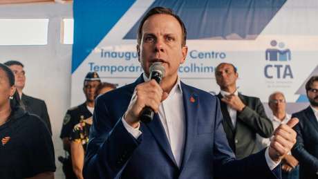 João Doria discursa na inauguração de um posto de saúde