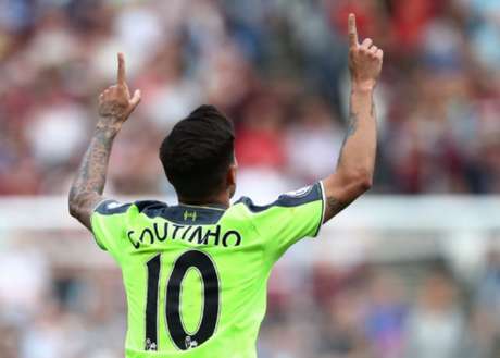 Coutinho está no Liverpool desde 2012 (Foto: Reprodução/Twitter Liverpool) Coutinho está no Liverpool desde 2012 (Foto: Reprodução/Twitter Liverpool)