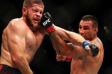 Fabricio Werdum venceu Marcin Tybura no UFC Australia