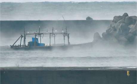 Principal suspeita das autoridades é que embarcações sejam de pescadores norte-coreanos