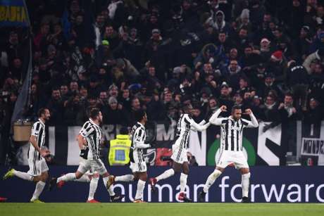 Juventus fez o dever de casa e continua viva na disputa pelo título (Foto: MARCO BERTORELLO / AFP)